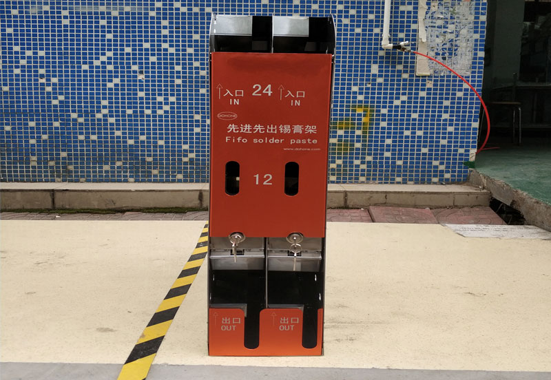 锡膏先进先出柜实拍图